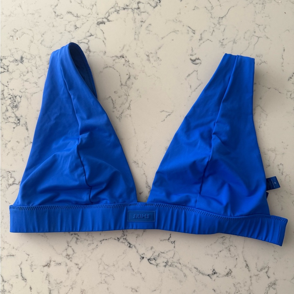 RARE Skims Swim Plunge Bikini Top - Cobalt - 3X